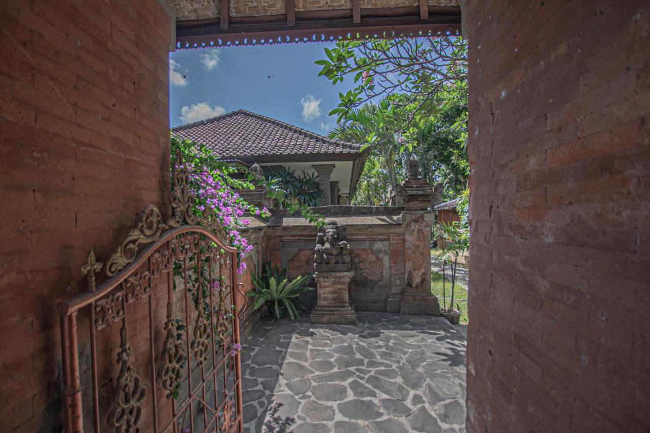 Panorama Cottages I Легиан Екстериор снимка